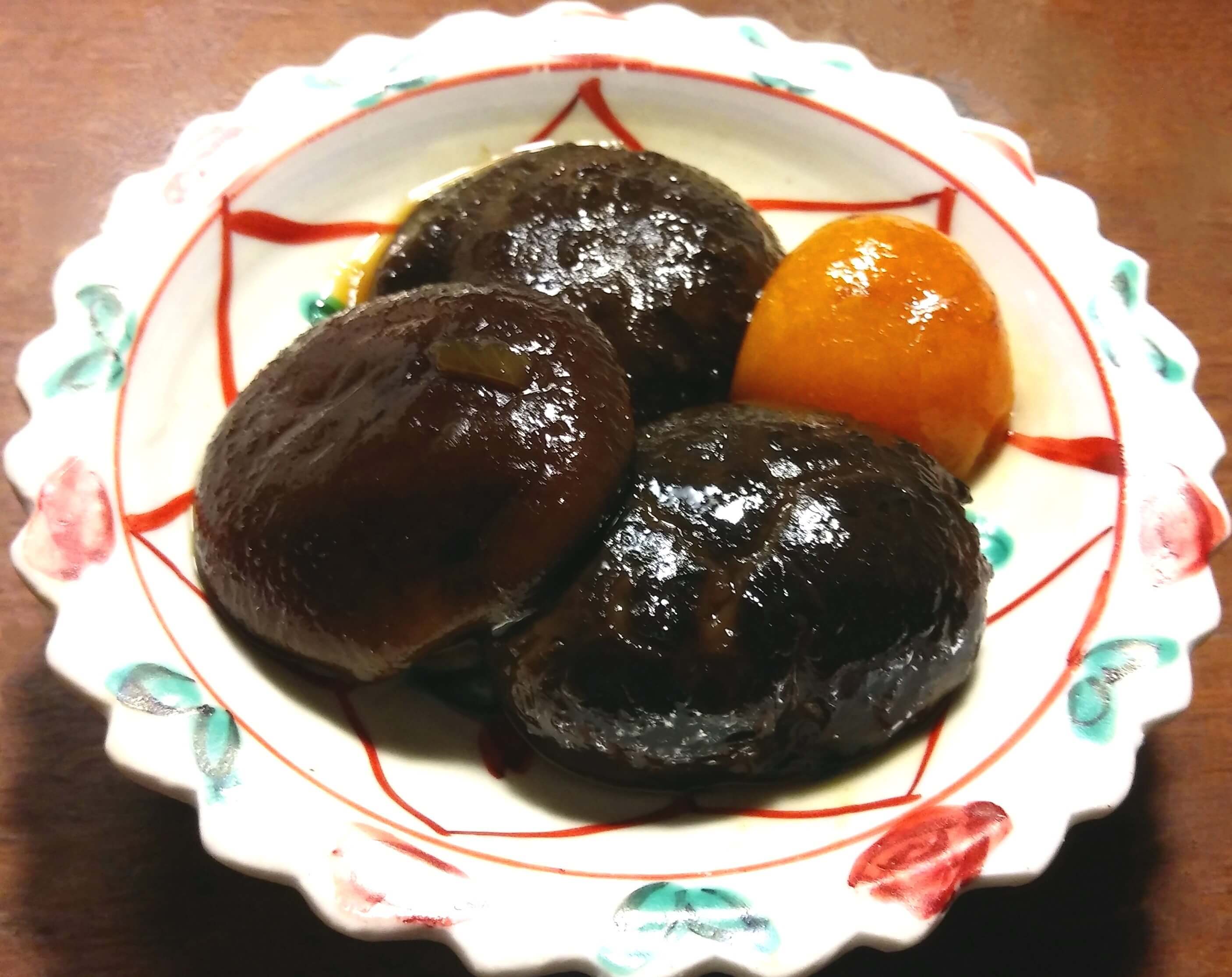 金柑入り椎茸の含め煮　発酵玉葱　